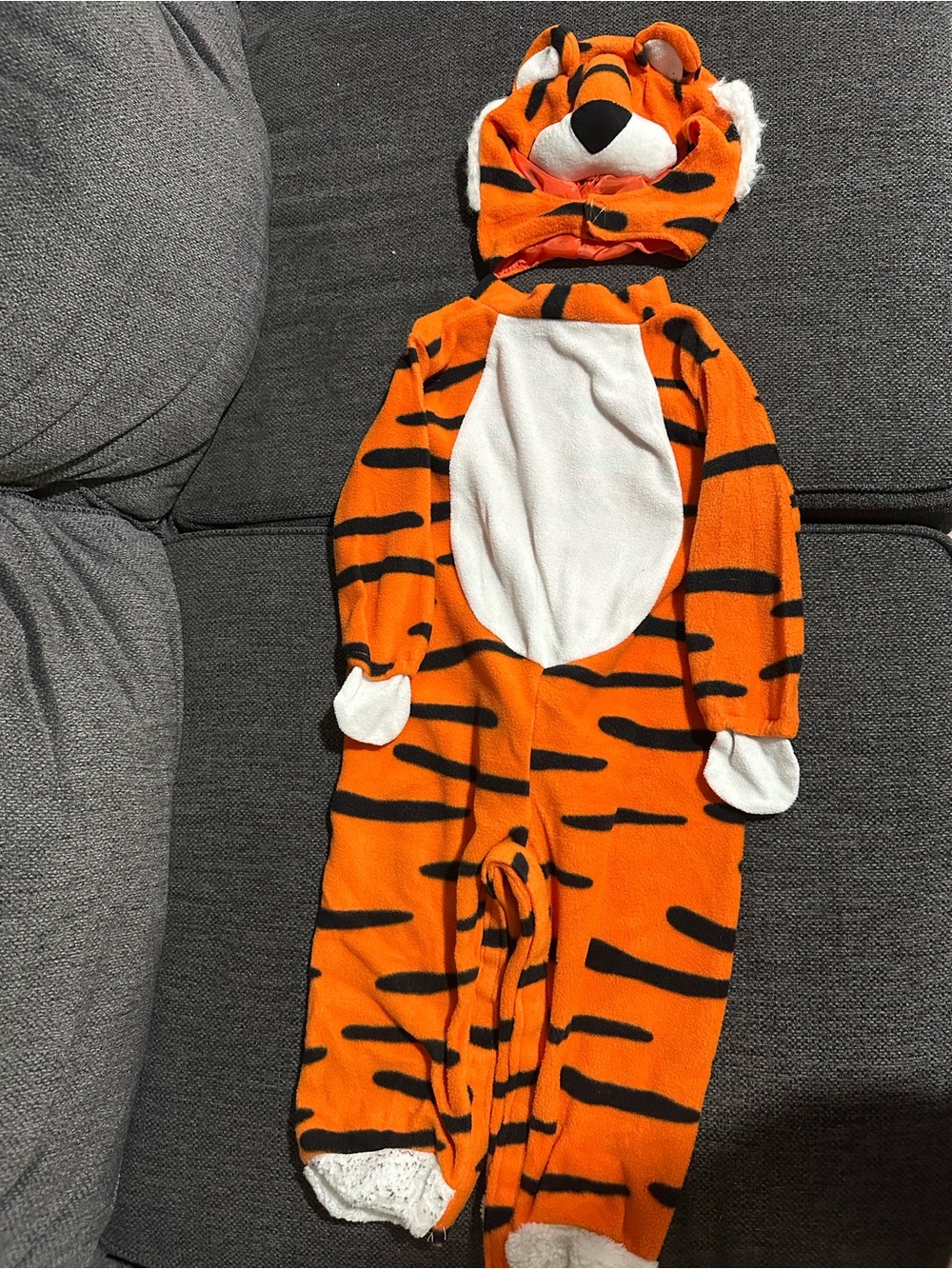 SHEIN Orange & Black Tiger One-Piece Costume with Hood
